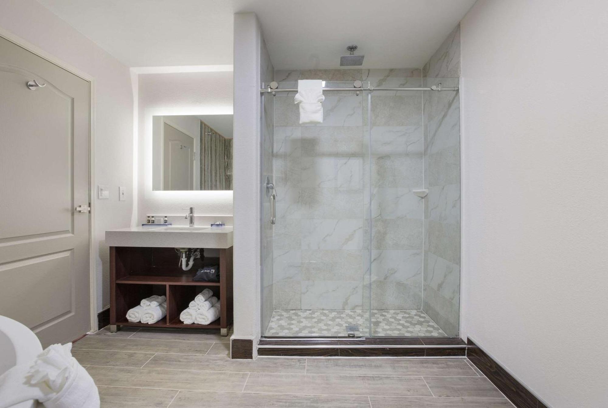 The Leo Collection Detroit, Ascend Hotel Collection Lincoln Park Esterno foto