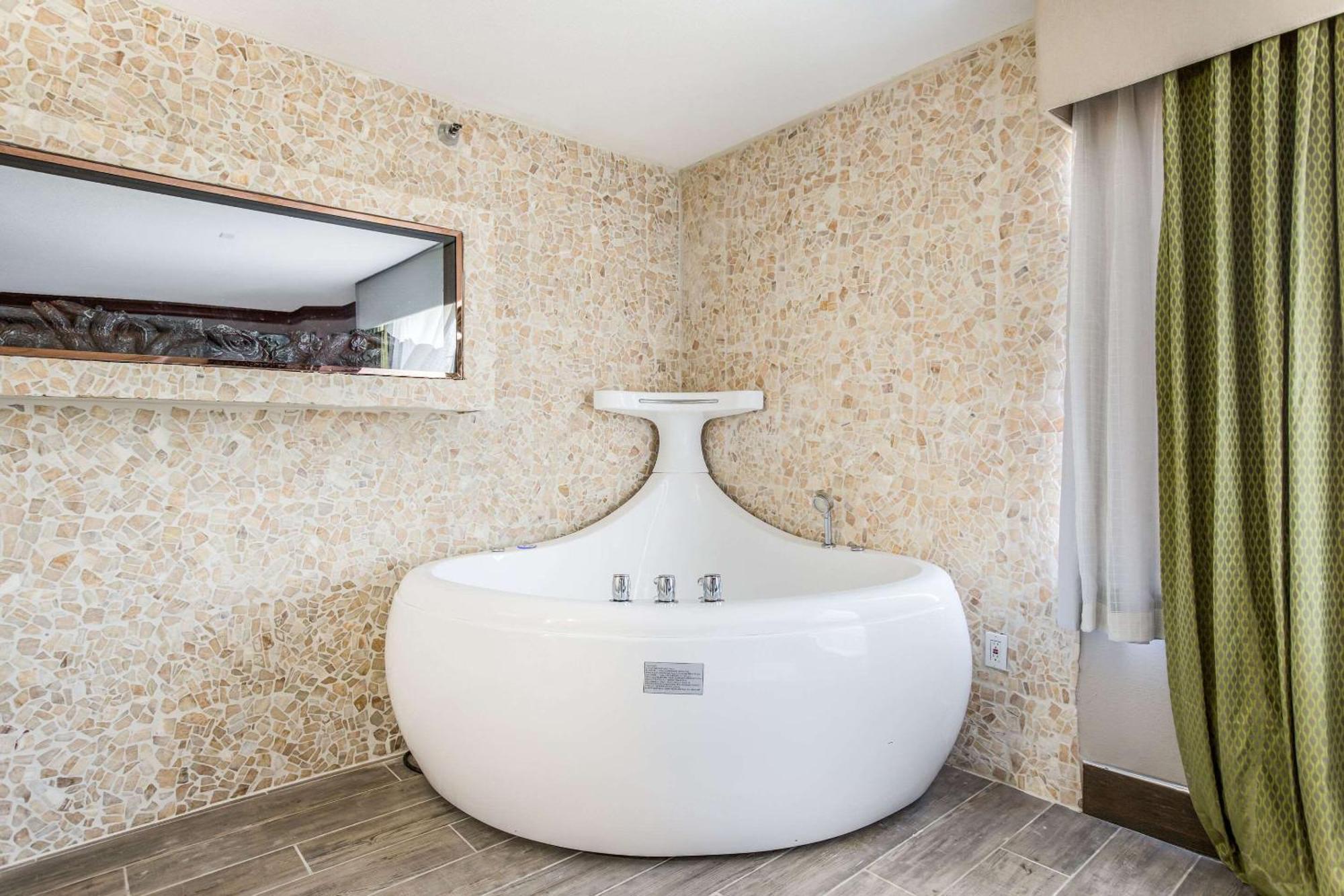 The Leo Collection Detroit, Ascend Hotel Collection Lincoln Park Esterno foto